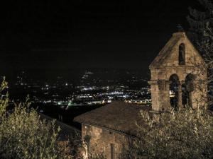 Tappa 3. Assisi di notte.