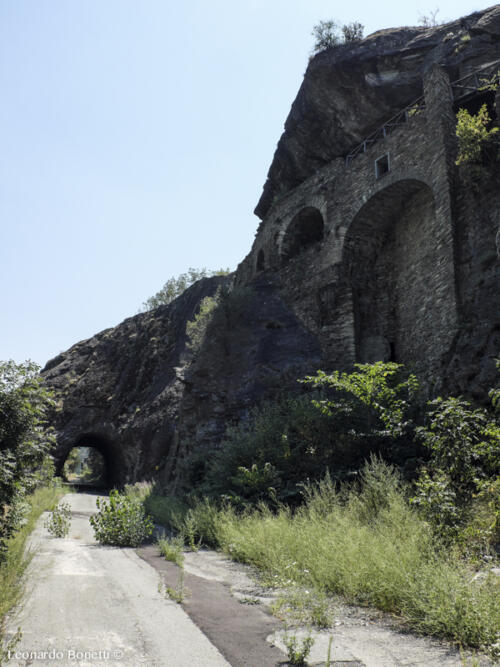 I resti della Via delle Gallie in località Leverogne