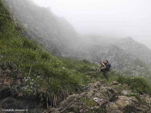 Nebbia durante il trekking nei Pirenei